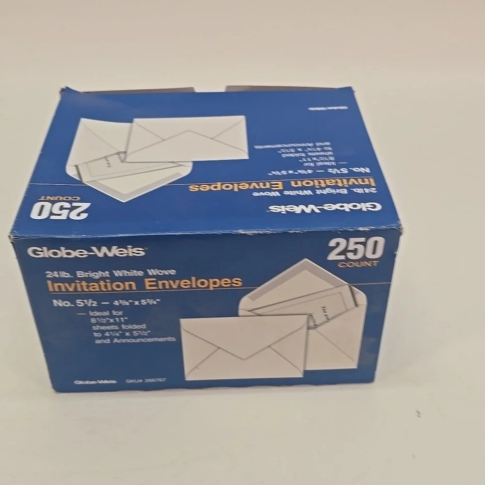 Globe-Weis 24lb. Bright White‎ Wove Invitation Envelopes-250 Count